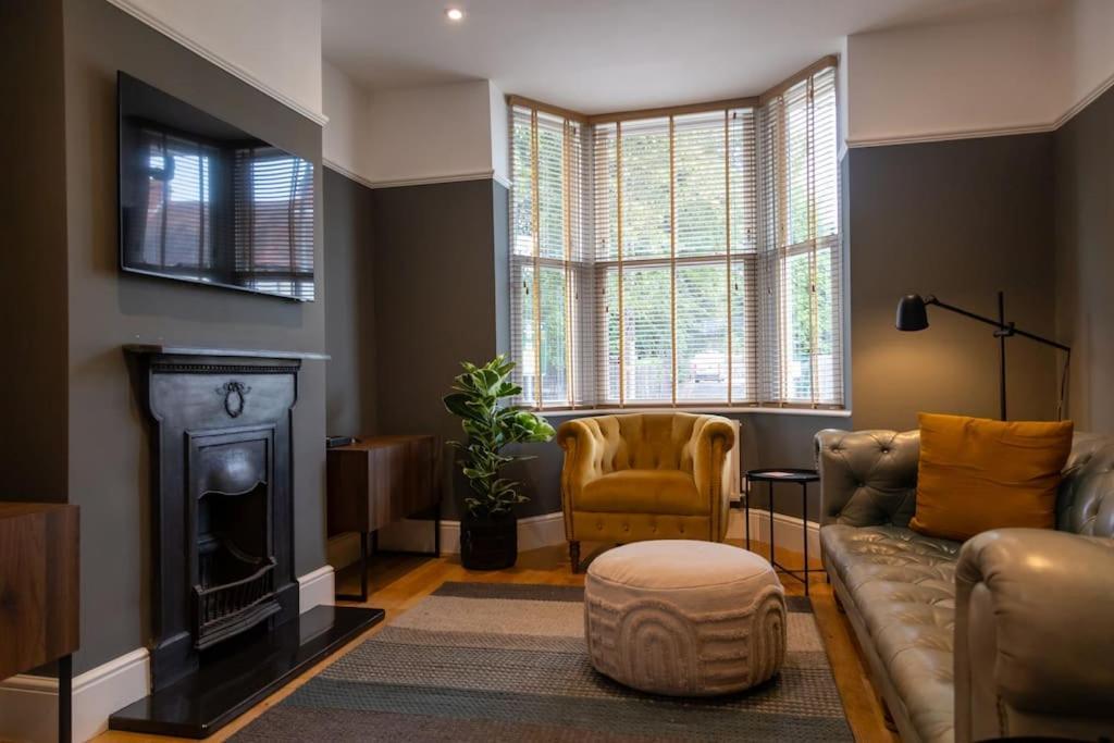 Hereford - Clifton Villa - Beautifully Presented House Located A Short Walk From City Centre - Sleeps 6 Guests - Perfect For Exploring Hereford - Hosted By Rentmyhouse Exteriör bild